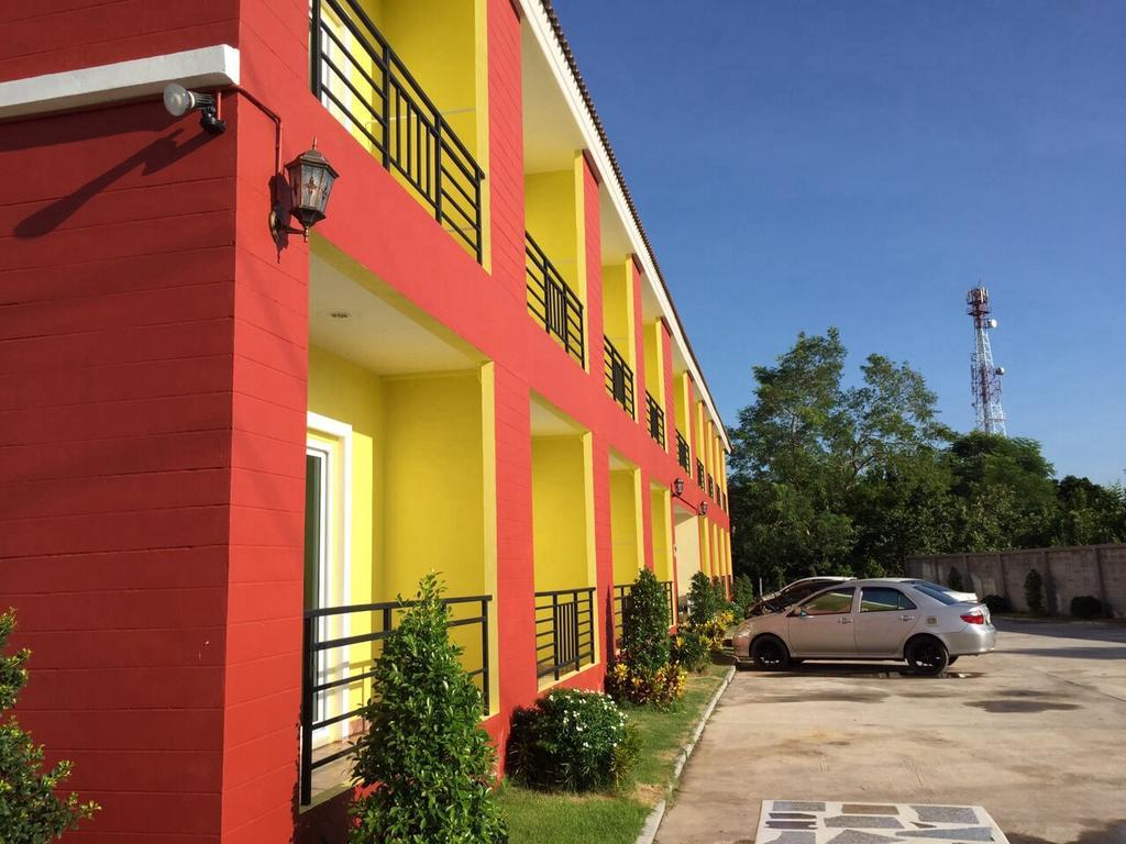 Greenfield Residence Prachinburi Eksteriør billede
