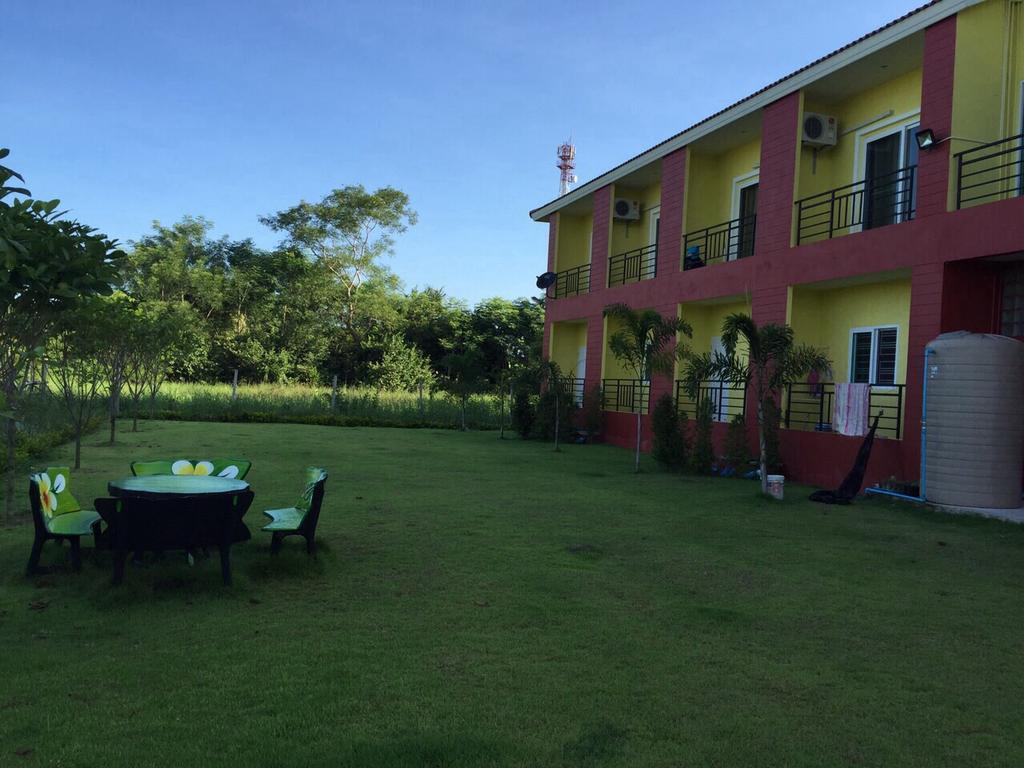 Greenfield Residence Prachinburi Eksteriør billede