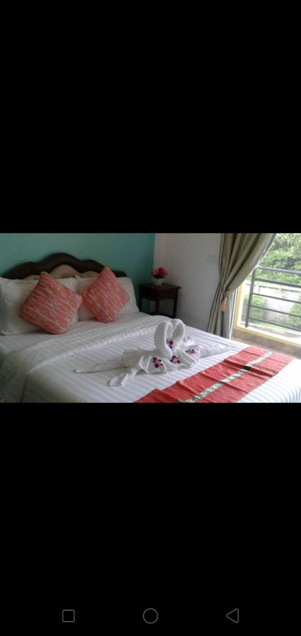 Greenfield Residence Prachinburi Eksteriør billede